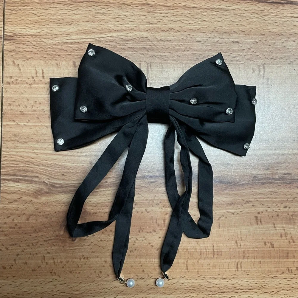 N/A satin bow